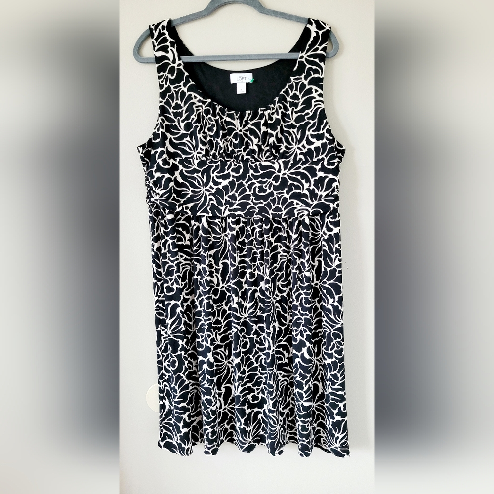 LOFT Ann Taylor Black/White Floral Sleeveless Dress Stretchy Comfy XL - Picture 13 of 16